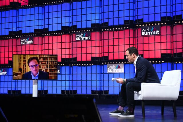 Vice-presidente da Facebook rejeita acusações de falta de investimento nos conteúdos