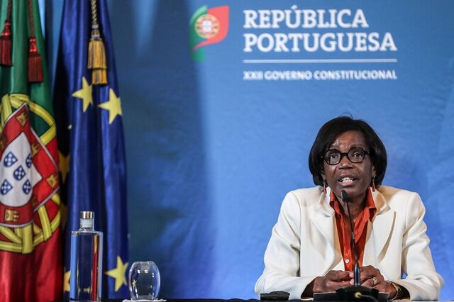 Marcelo deu posse a Van Dunem como ministra da Administração Interna