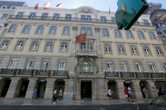 Mutualista vai a eleições com lucros na mira