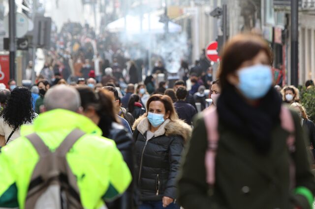 Sinais de alerta sugerem novas medidas anticovid
