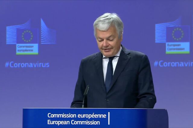 Covid-19: Bruxelas quer vacinados sem restrições e não vacinados testados em viagens na UE