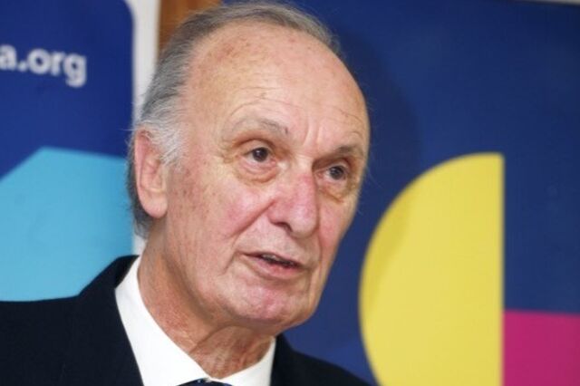 José Caleia Rodrigues: “EUA não ganham com uma forte queda do petróleo”