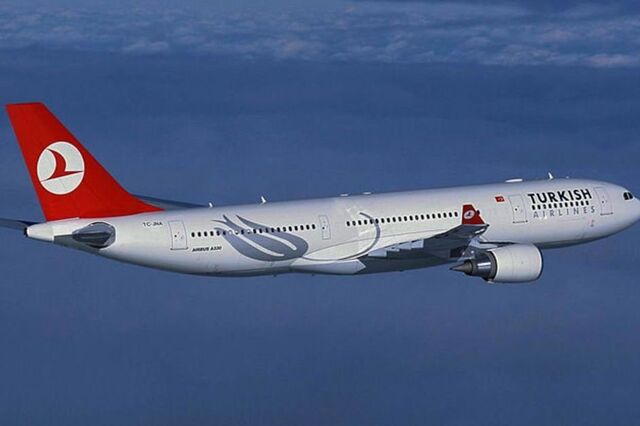 Avião da Turkish aterra de emergência em Barcelona após ameaça de bomba