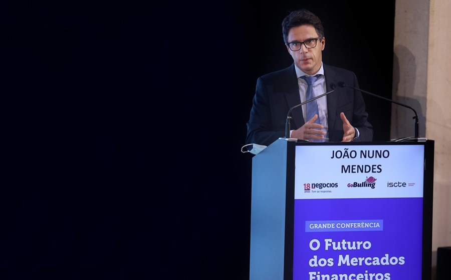 O secretário de Estado das Finanças, João Nuno Mendes, adiantou que o Governo pôs o novo CVM entre os diplomas prioritários.