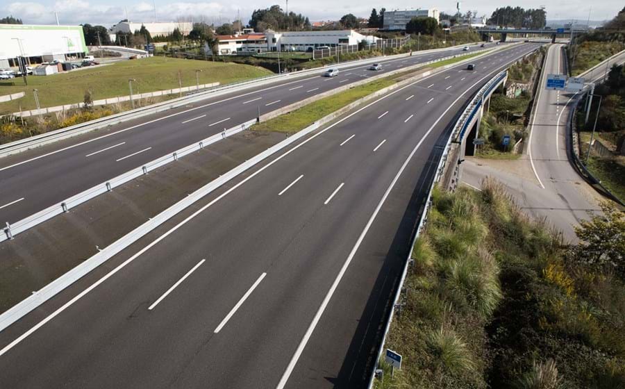 A concessão Douro Litoral integra as autoestradas A32, A41 e A43 e tem 79 quilómetros de extensão.