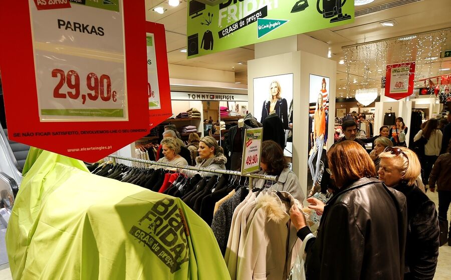 comercio lojas consumo consumidores compras 