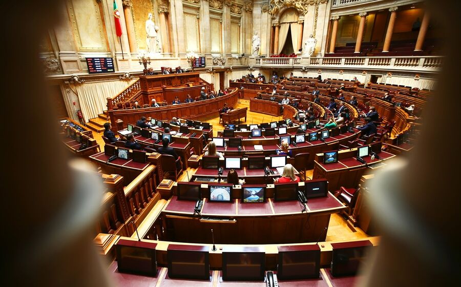 assembleia da república AR parlamento