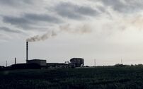  indústria responde por um quarto das emissões de gases com efeito de estufa.