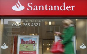 Banco distribuiu 130 milhões de libras por engano no dia de Natal no Reino Unido