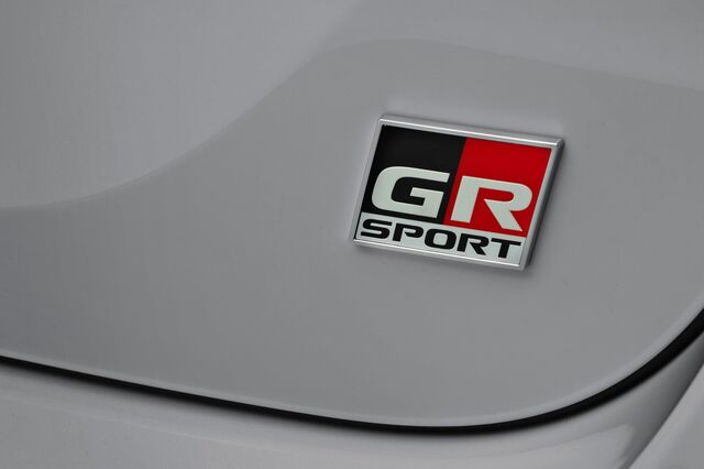 Toyota lança nova versão Yaris GR Sport 