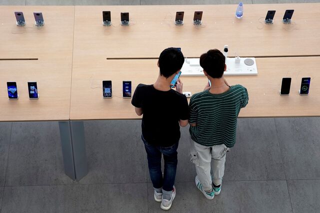 Falhas no “stock” de tecnologias persistem a uma semana do Natal