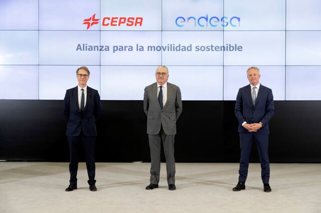 Cepsa e Endesa avançam com carregadores ultrarrápidos em Portugal e Espanha 