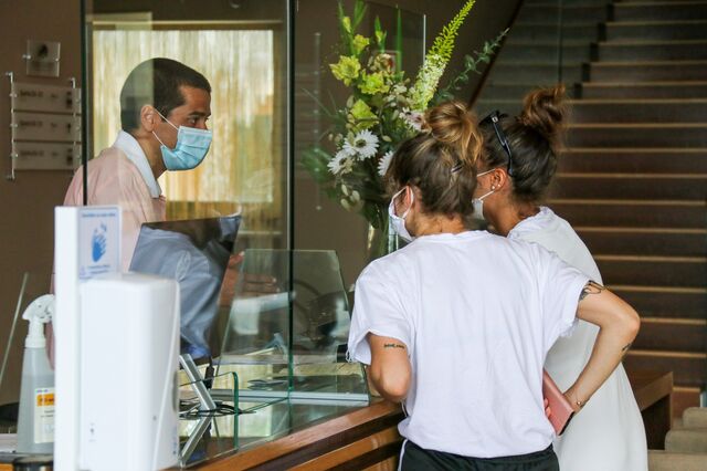 Governo estende tabela da hotelaria com aumento de 0,9% na massa salarial