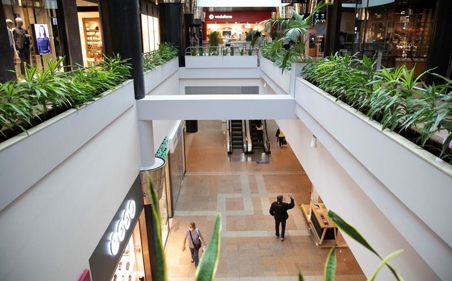 O Amoreiras Shopping Center, em Lisboa, é um dos nove centros comerciais detidos pela Mundicenter em Portugal.