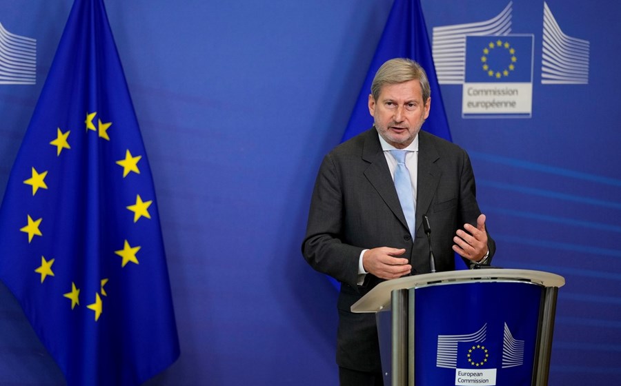 O comissário europeu do Orçamento e da Administração, Johannes Hahn, apresentou as linhas gerais para reembolsar a dívida comum do Mecanismo de Recuperação e Resiliência.