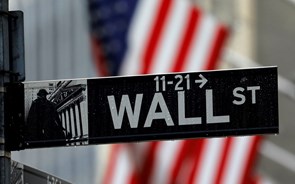 Fed impulsiona Wall Street com perspetiva de corte de juros