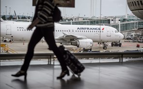 Reservas de voos para abril sobem 500% face a 2021