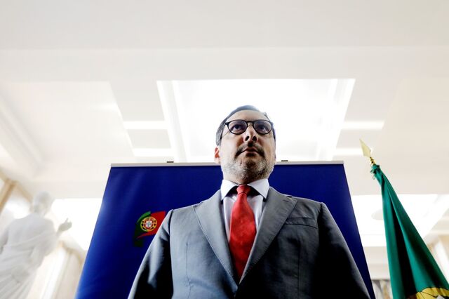 Dívidas fiscais: Contribuintes têm um mês para pedir revisão de prestações