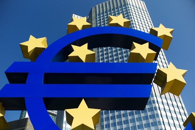 Comissão Europeia revê em baixa crescimento da zona euro para 4% este ano