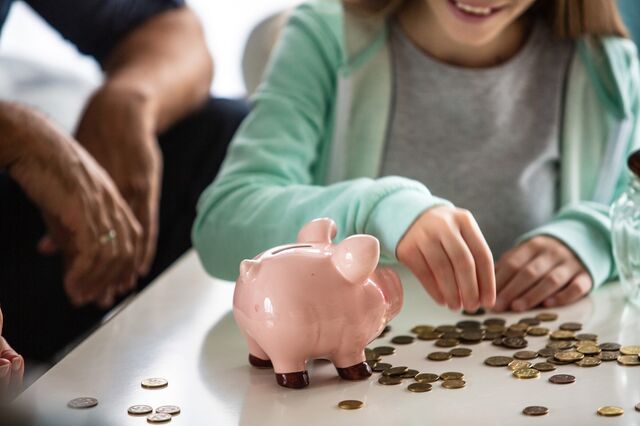 Poupanças das famílias na Zona Euro perto de mínimos do pré pandemia