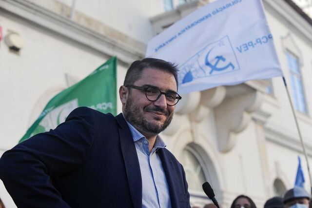 João Oliveira considera que não tem características para ser futuro líder do PCP