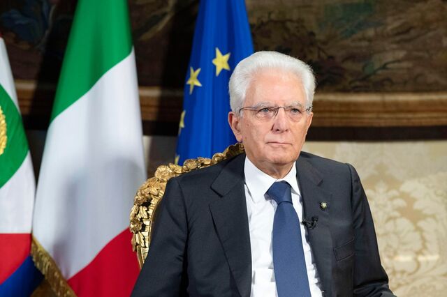 Mattarella reeleito chefe de Estado em Itália