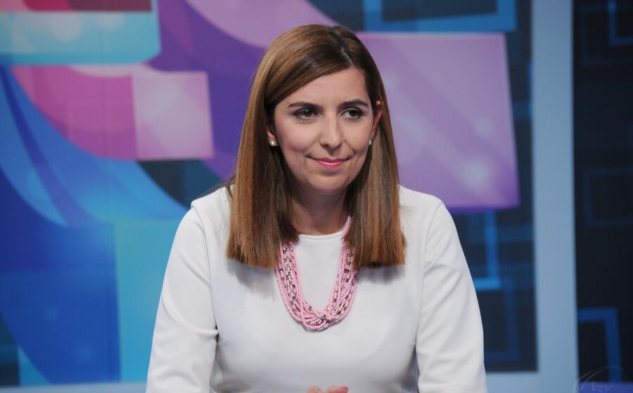 Sara Madruga da Costa: “A pirataria digital constitui um atentado à democracia” pirataria digital.mp4