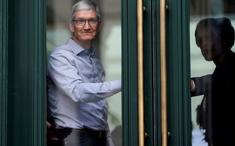 Tim Cook, Apple 