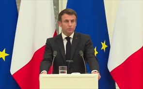 Ucrânia: Putin mostra 'abertura' a “garantias concretas de segurança” de Macron 