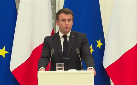 Ucrânia: Putin mostra 'abertura' a “garantias concretas de segurança” de Macron 