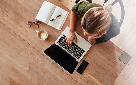 Mais de 10% da população empregada esteve em teletrabalho no primeiro trimestre