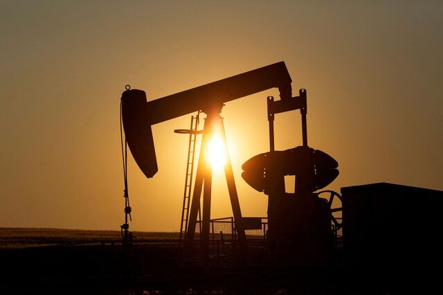 Riade e Dubai opõem-se a expulsar Rússia da OPEP+