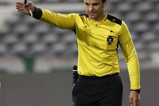 Ex-árbitro Bruno Paixão investigado por alegados pagamentos do Benfica