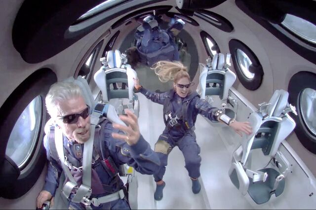 Virgin Galactic escala 50% no after-hours após anunciar primeiro voo comercial ao espaço