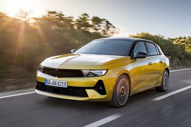Opel Astra: Primeira geração eletrificada