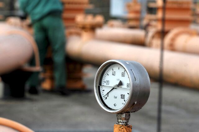 Energia fervilha com mira numa maior escassez
