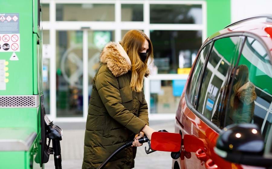 A subida de preços é mais expressiva na energia, incluindo os combustíveis, mas os alimentos também registam aumentos.