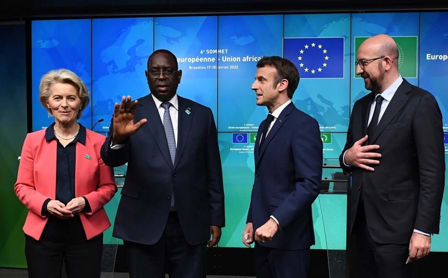 Ursula von der Leyen, Macky Sall, Emmanuel Macron e Charles Michel.