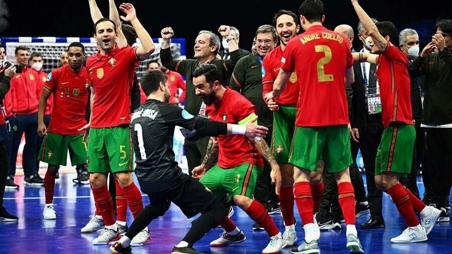 Seleção é bicampeã europeia de futsal