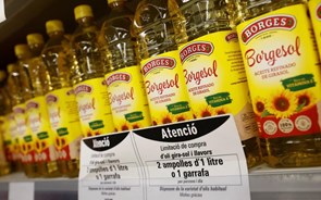 Espanha vai permitir que supermercados racionem produtos em situações extraordinárias