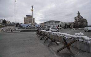 União Europeia condena sequestro de jornalistas e funcionários ucranianos por tropas russas
