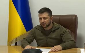 Zelensky acusa Alemanha e Hungria de bloquearem embargo à energia russa