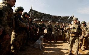 Rússia diz que mais de mil soldados ucranianos se renderam em Mariupol