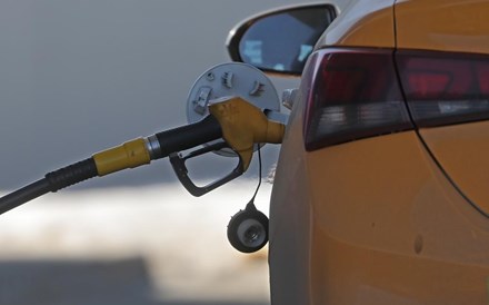 Combustíveis ficam mais caros. Gasóleo e gasolina sobem 2,5 cêntimos
