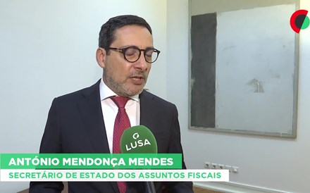 Reembolsos do IRS começam na 1.ª quinzena de abril – Mendonça Mendes