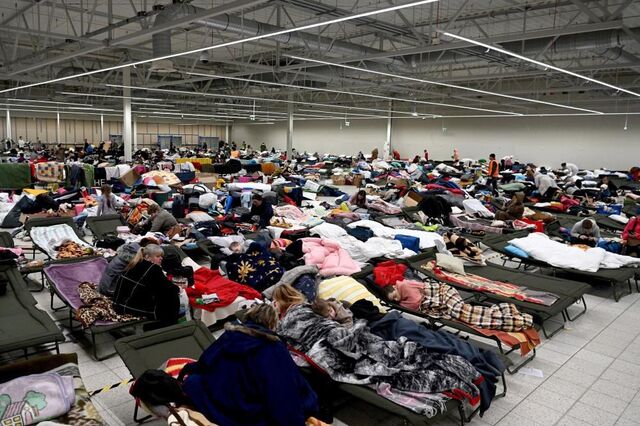 Polónia pondera suspender contribuição para a UE devido a custo de acolher refugiados