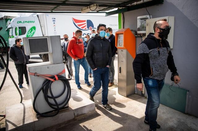Transportadoras param 300 camiões a partir de hoje