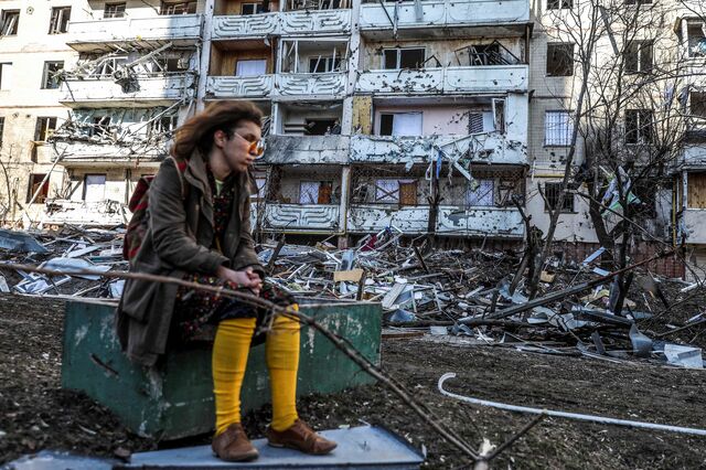 Europa estuda fundo de solidariedade para Kiev. Bolsas da Europa e EUA com melhor semana desde novembro de 2020