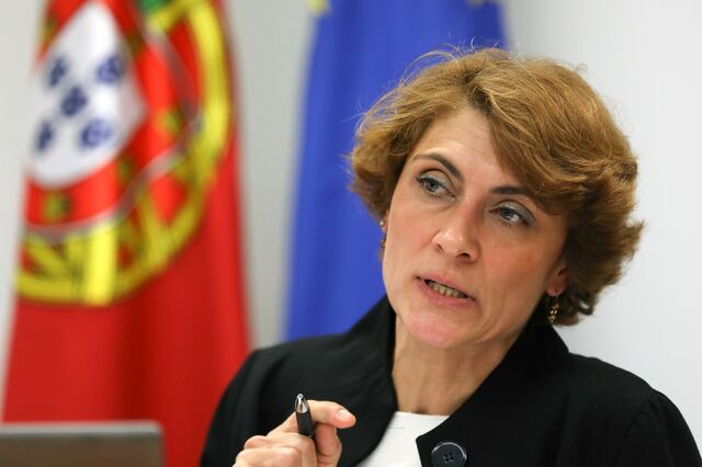 Défice orçamental das administrações públicas recua para 2,8% do PIB em 2021
