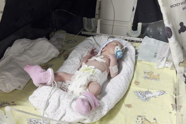 Ucrânia: A guerra é um começo na maternidade subterrânea de Jitomir